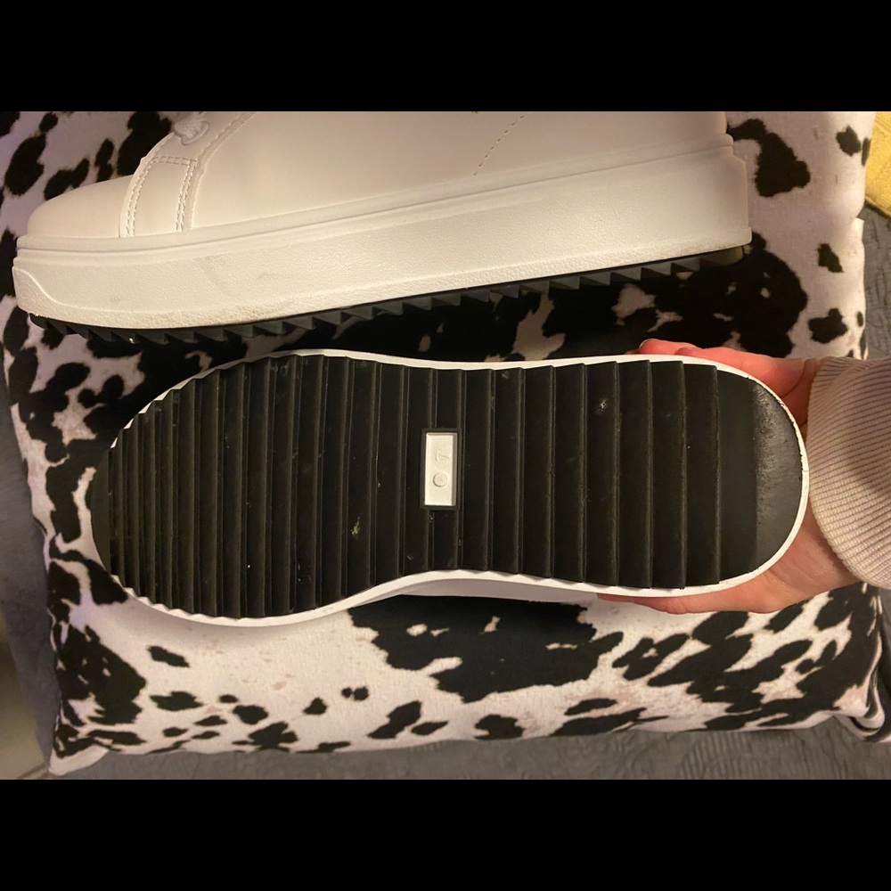🟡SOLD🟡 Madden Girl White Sneakers - Picture 6 of 7